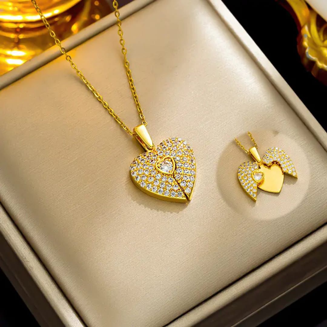 Heart-Shaped Open Necklace Customized Name